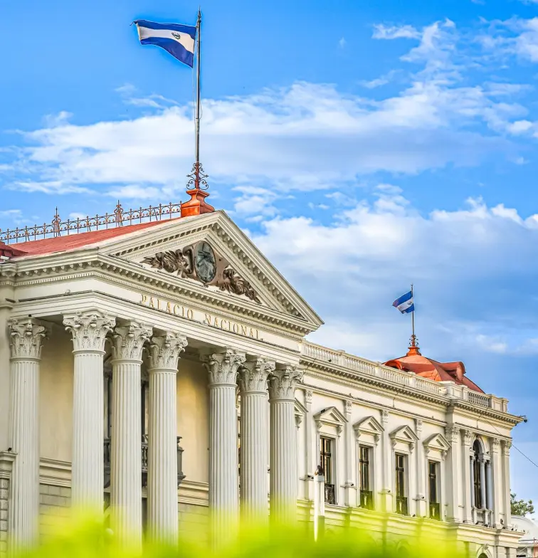 El Salvador average temperature