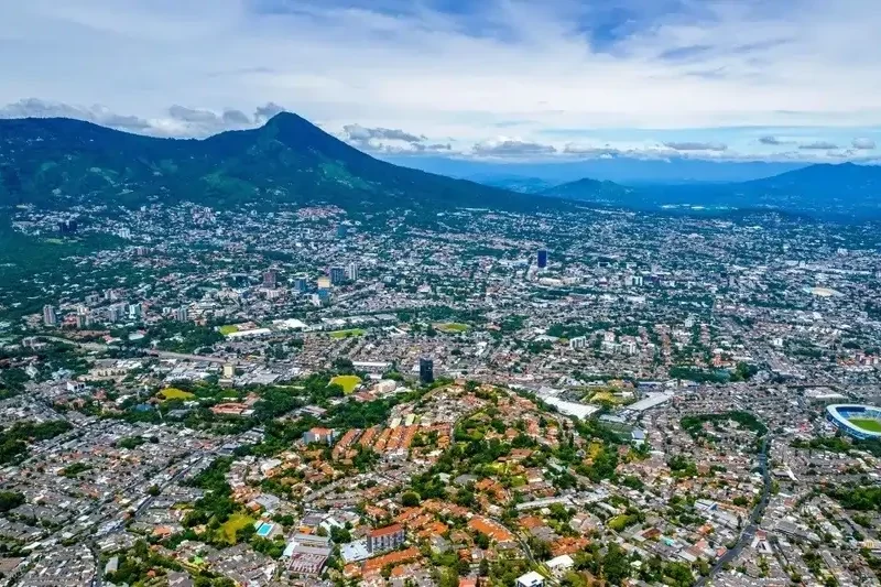 🚡 El Salvador to Build a Metrocable System in San Salvador