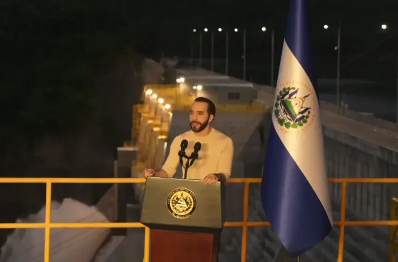 In 2023, the IMF “Demanded” That El Salvador Increase Its VAT