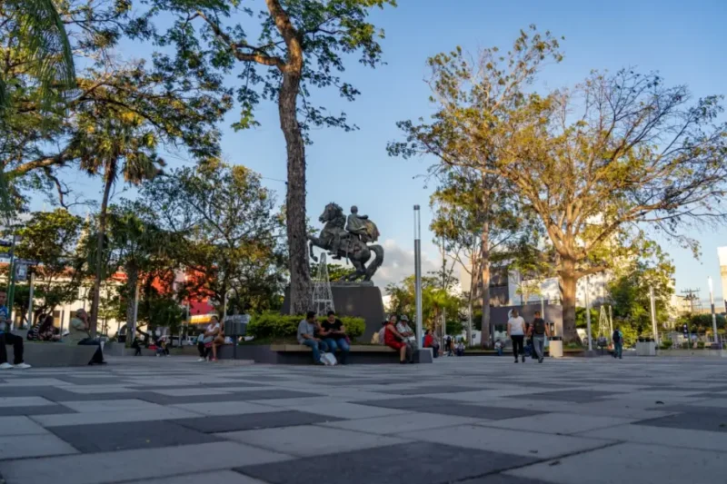 Plaza Simón Bolívar in San Salvador Reopens After Major Restoration